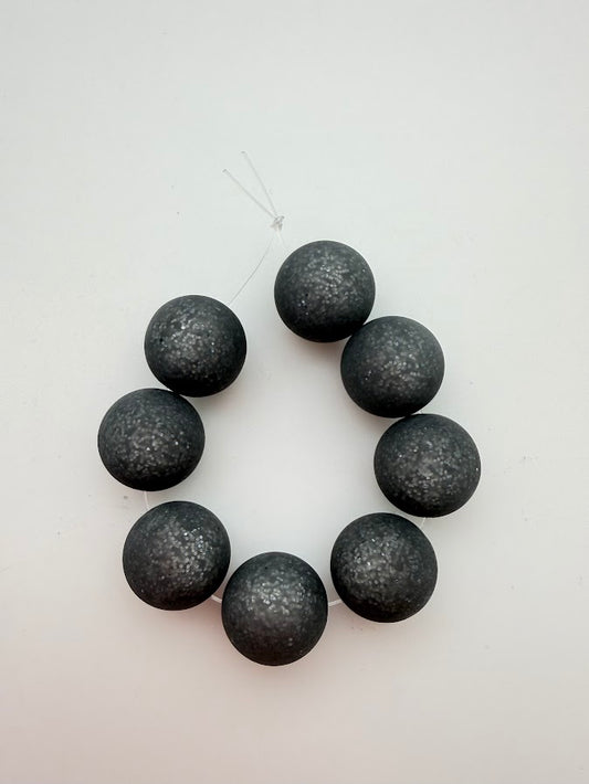 Round 16mm Matte Glitter Black Diamond