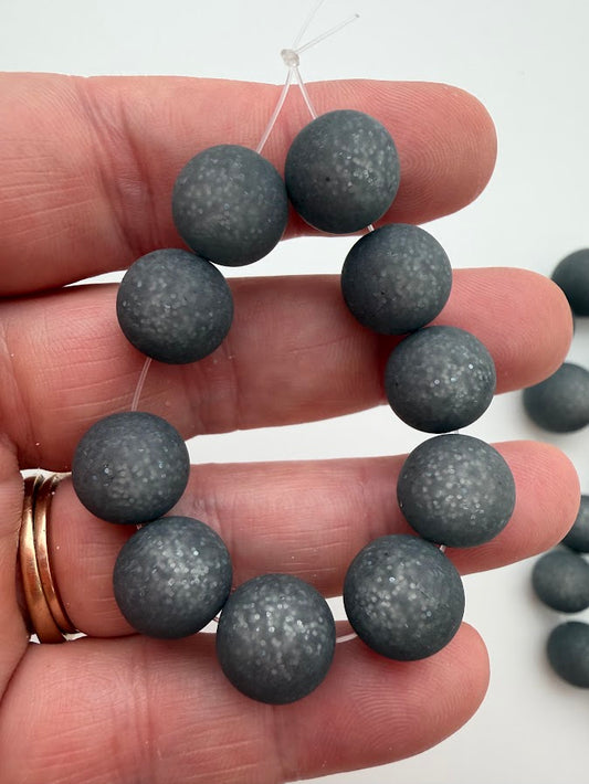 Round 12mm Matte Glitter Black Diamond