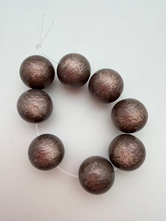 Round 14mm Satin Glow Clove