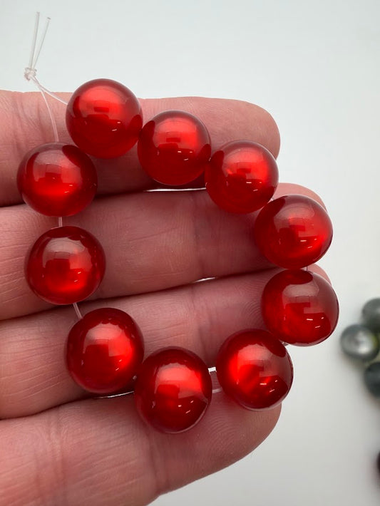 Round 12mm Moonglow Cherry Lip