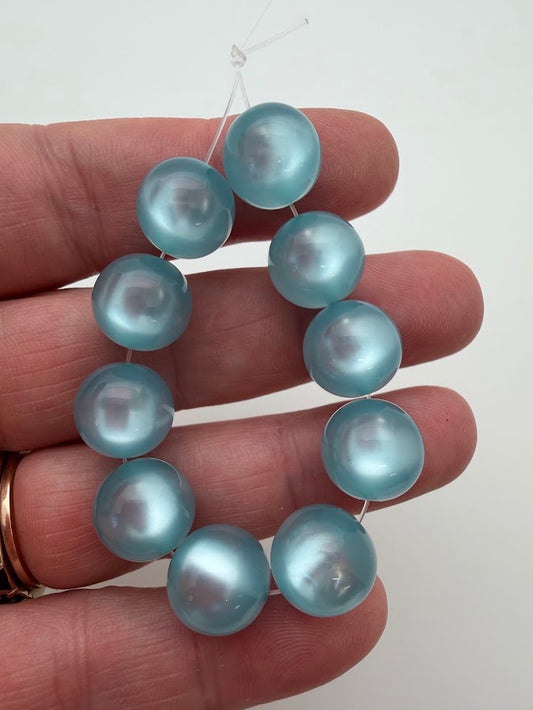 Round 12mm Moonglow Cloud