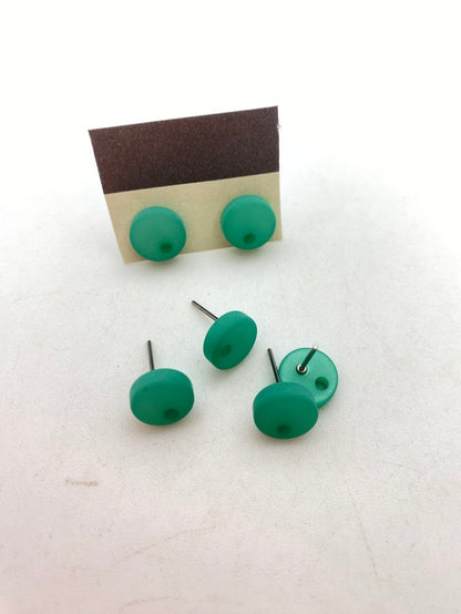 Stud with loop 10mm Satin Matte Atollo