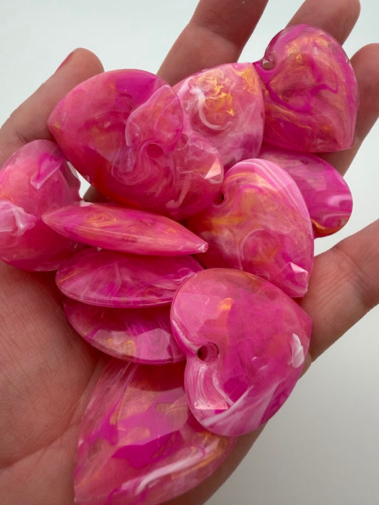Faceted Heart Pendant 36mm Golden Fuchsia