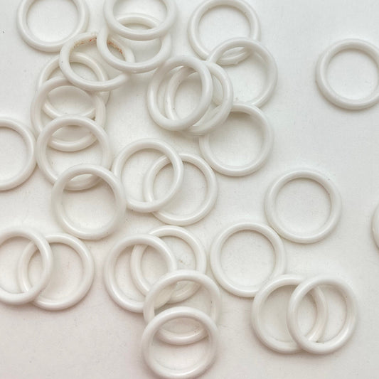 Ring 18mm Eggshell