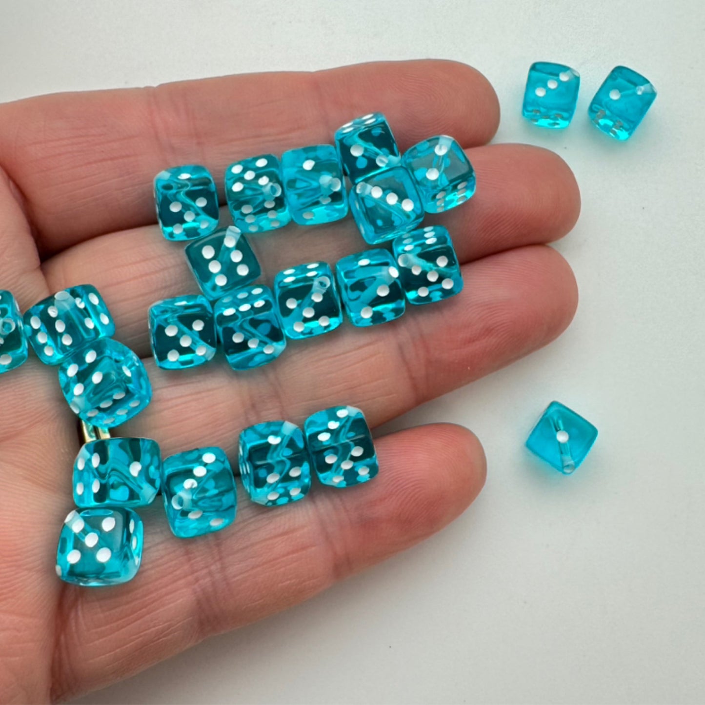 Dice Bead 9mm Aqua with white