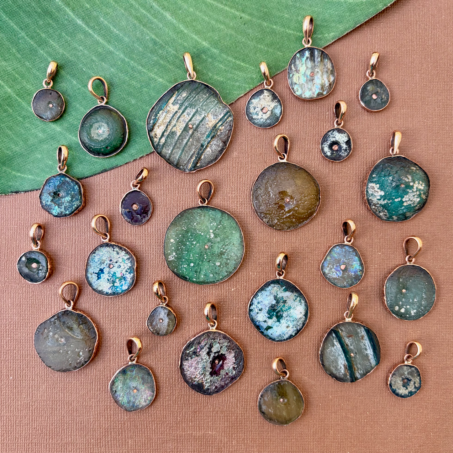 Roman Glass Round Pendants - 1 Piece