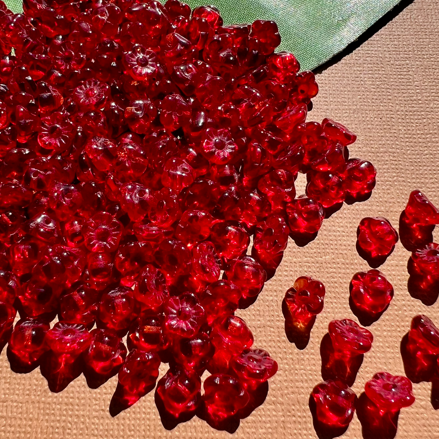 Red Flower Shank Buttons - 50 Pieces