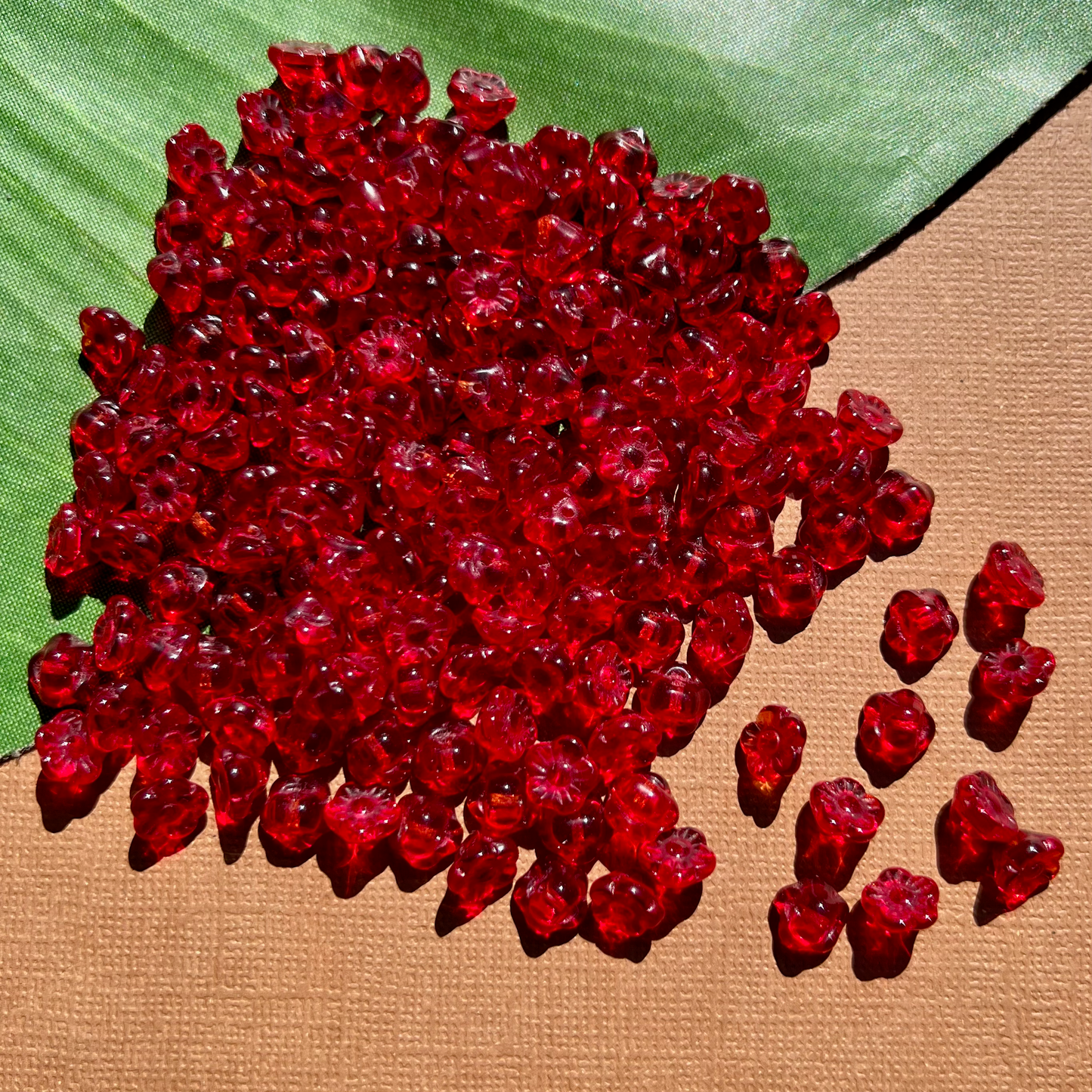 Red Flower Shank Buttons - 50 Pieces