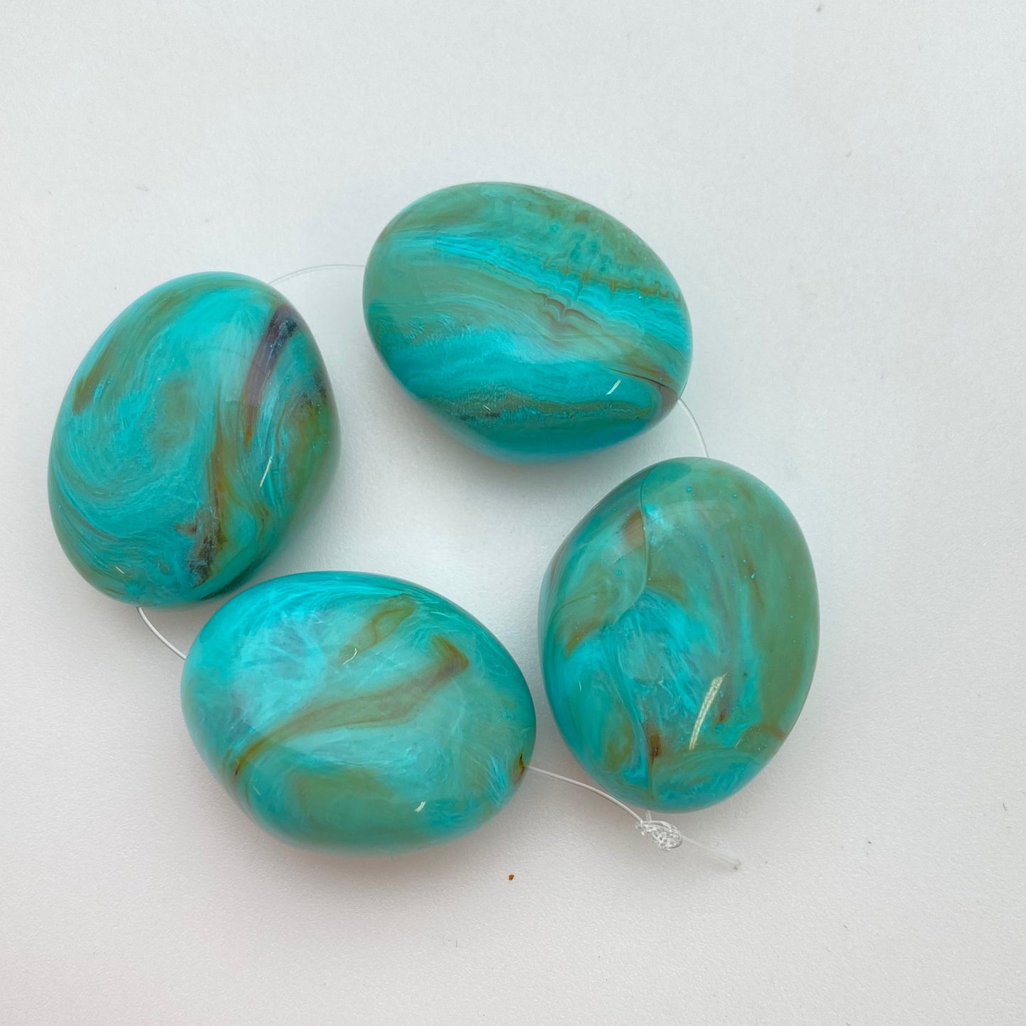 Pebble 28mm Turquoise Marble