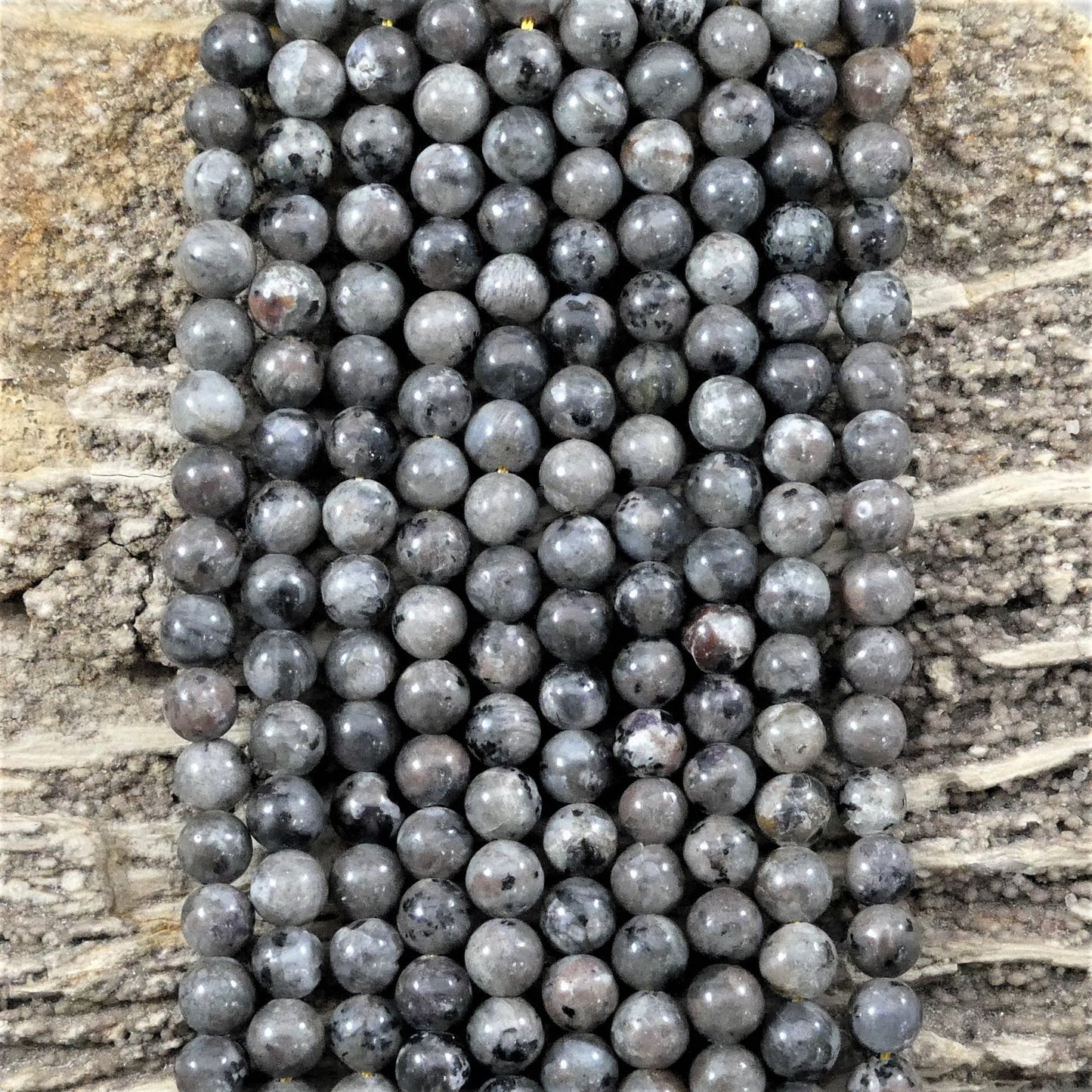 Yooperlite (Fluorescent Stone) Round