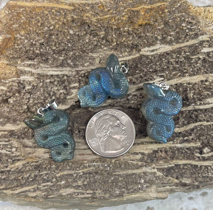 Labradorite, Animal Shape Pendants (1pc)