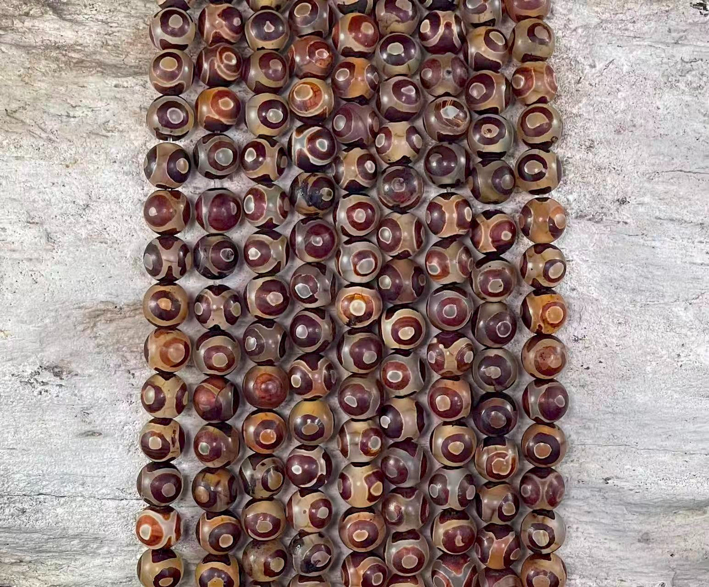 Dzi Agate, Tibetan Agate or Etched Agate Matte, Round 8mm, (Brown Eye Design)