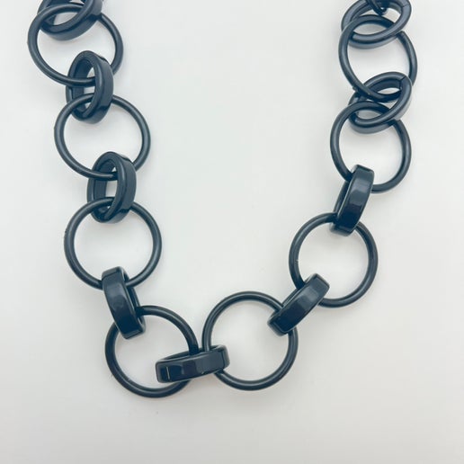 Resin Chain Links Jet 17"x38mm