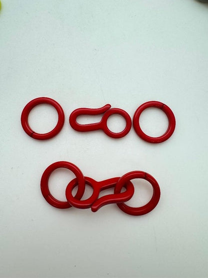 Hook Clasp w/rings 32mm/21mm Red