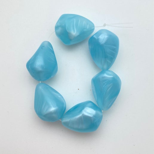 Diamond Tear Drop 22mm Aqua