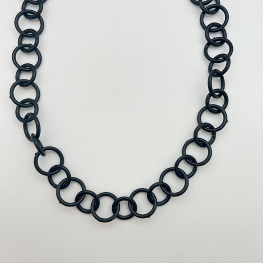Resin Chain Link Jet 14"x18mm