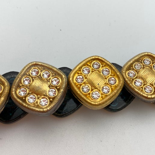 Button 16mm Gold w/stones - BUTTON-0331-E