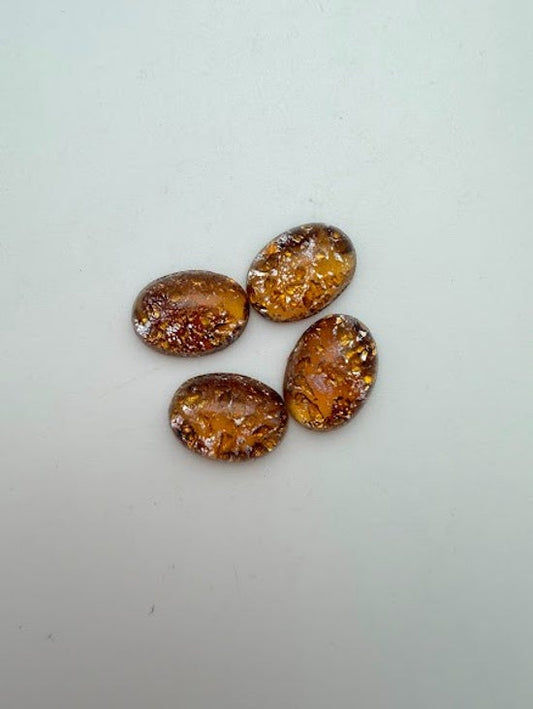 Cab Vintage Glass 18x14mm Topaz with Foil