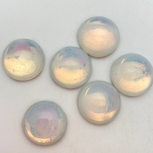 Cab Vintage Glass Opal 18mm - CAB-0306-C