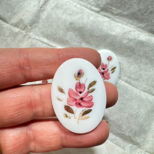 Vintage Painted Cab 40x25mm