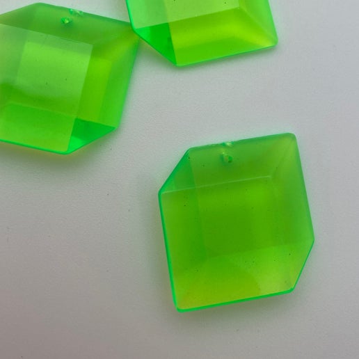 3D Cube Drop 28mm Neon Green - DE0220D