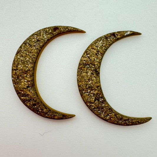 Moon Charm 28mm Glitter Hunter’s Moon