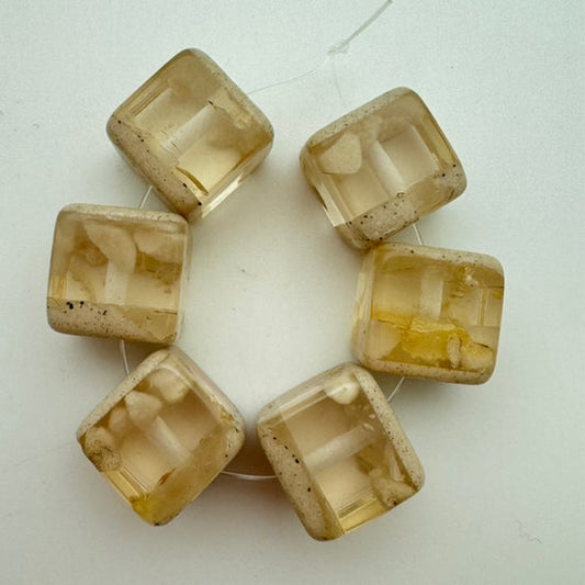 Layered Cube 16mm Clear & Ivory