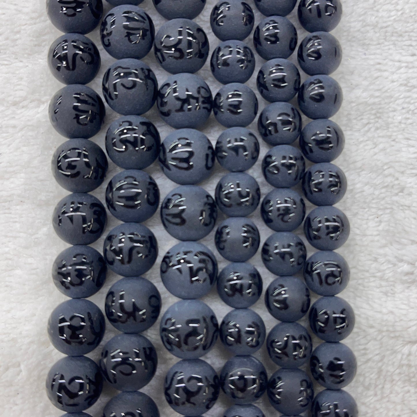 Onyx w/ Mantra Symbol Matte Round