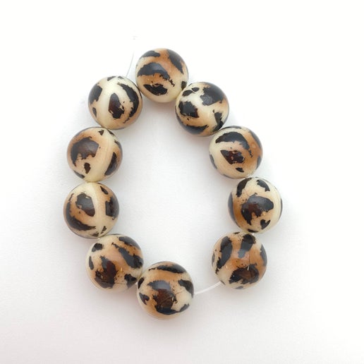 Round 12mm Leopard