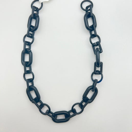 Resin Chain Link Jet 15"x18mm