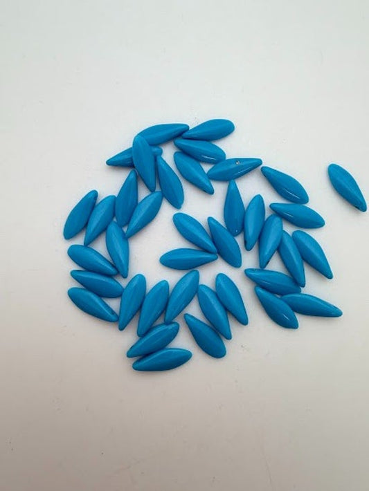 Vintage Glass Dagger 15mm Sky Blue