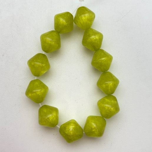 Bi-cone 10mm Moon Glow Pearl Kiwi