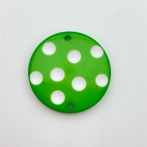 Carved Polka Dot Piece 33mm Kelly
