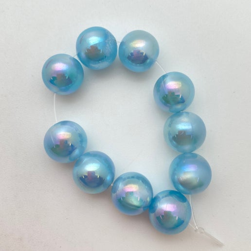 Round 12mm Light Sapphire Luster