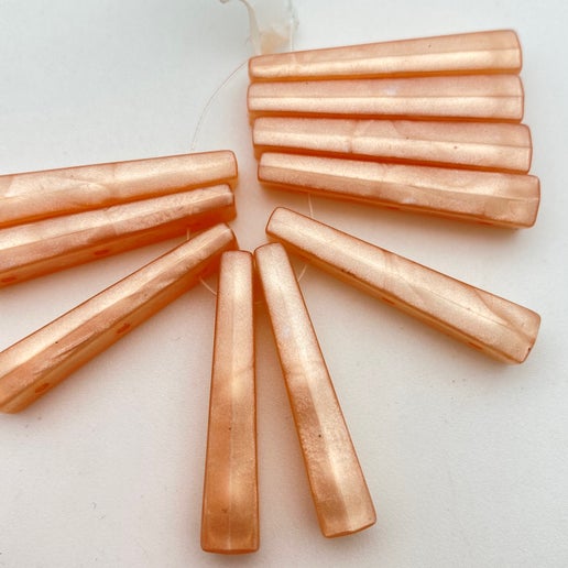 Bar 3 hole Peach Pearl