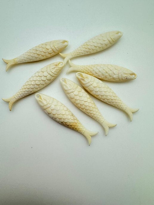 Fish Drop 48mm Ivory Marble