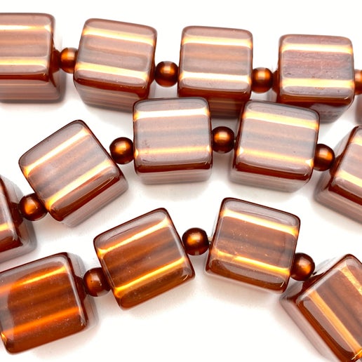 Moon Glow Cube 16mm Root Beer