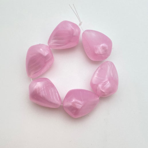 Diamond Tear Drop 22mm Pink