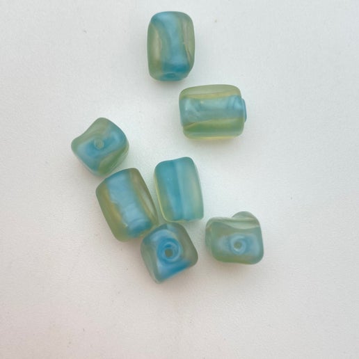 Cube 10mm Blue Opal - YAYIN