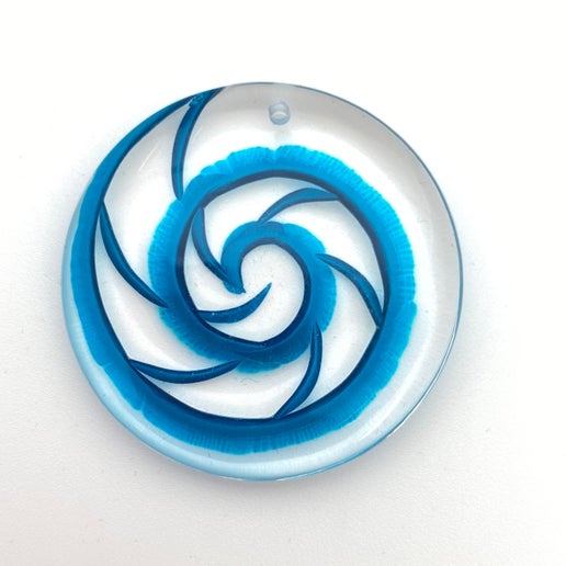 Carved Pendant 40mm Bermuda