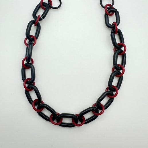 Resin Chain Link 15"x18mm Red & Jet