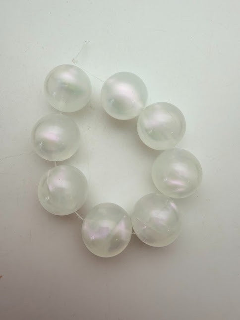 Round 18mm Unicorn Glow