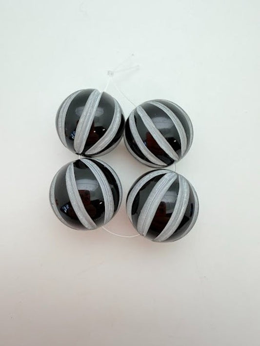 Carved Round 20mm Jet