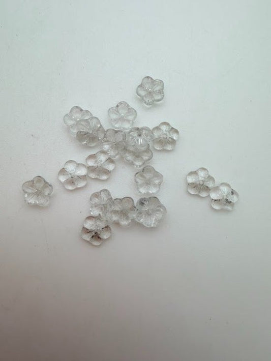 Vintage Glass Flower Cap 8mm Clear