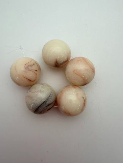 Round 25mm Ivory Marble
