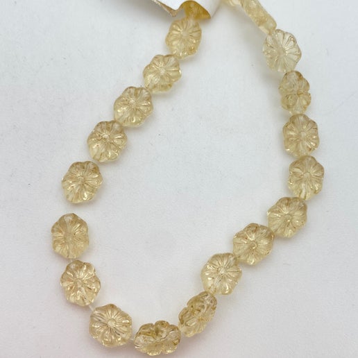 Vintage Glass Flowers 9x7mm Jonquil